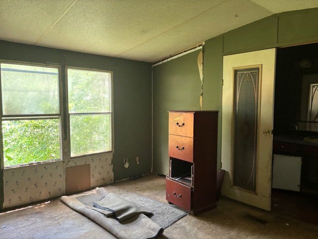Building Photo - 2450 Rosebud Rd