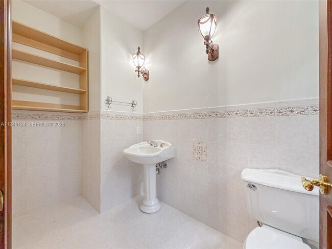 Building Photo - 8480 SW 98th St