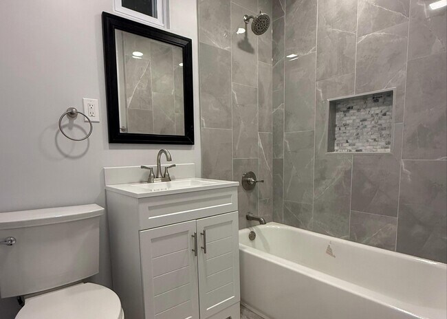 Building Photo - 133 Sherman Pl