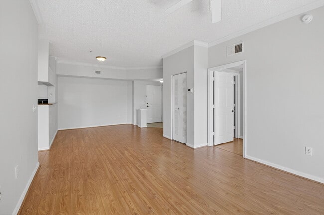 Building Photo - 3421 Tuscany Way