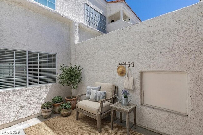 Building Photo - 1800 S Edmond St