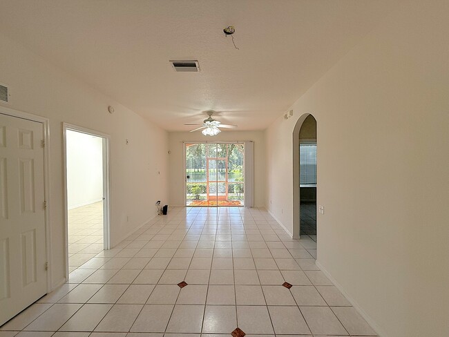 Building Photo - 13584 Turtle Marsh Loop