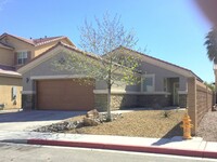 Building Photo - Single Story Home in NW