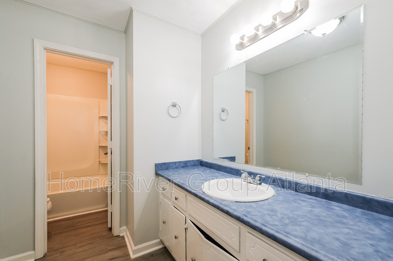 Building Photo - 6521 Edenfield Dr