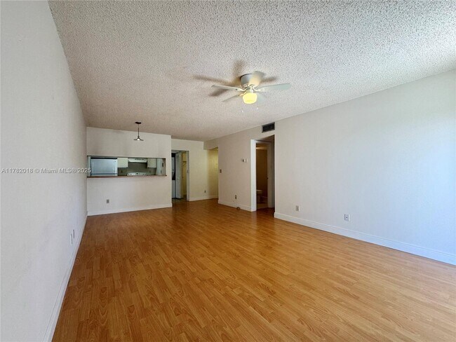 Building Photo - 1226 SW 113th Terrace