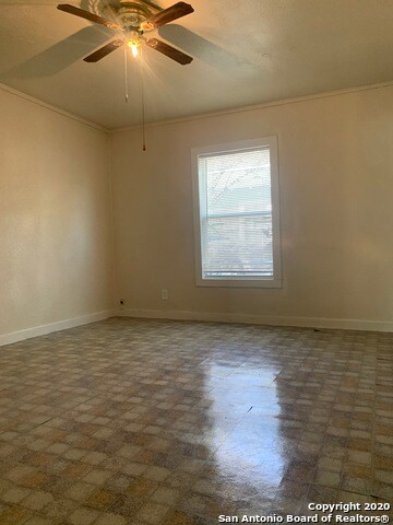 Building Photo - 1407 W Travis St