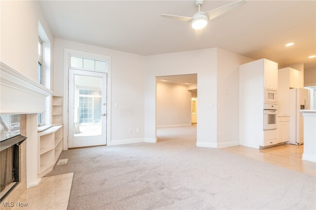 Building Photo - 3194 Richmond Rd