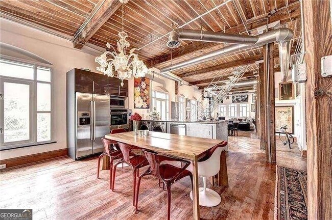 Building Photo - 161 Mangum St SW