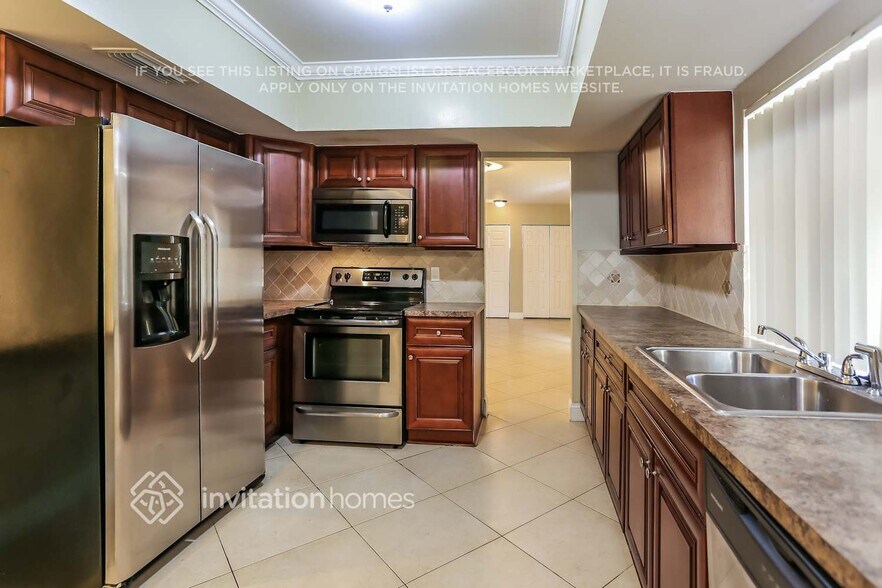 Building Photo - 3311 N 41st Ct
