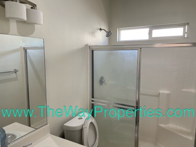 Building Photo - 15075 Bandera Way