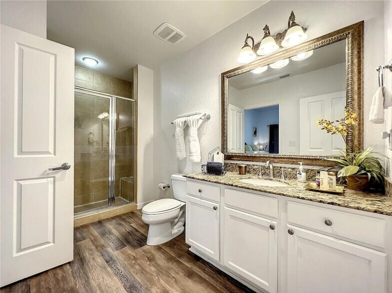 Building Photo - 1300 Seven Eagles Ct