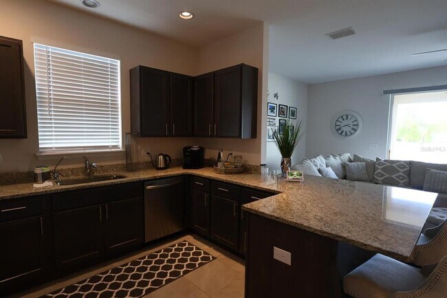 Building Photo - 301 Golden Sands Cir