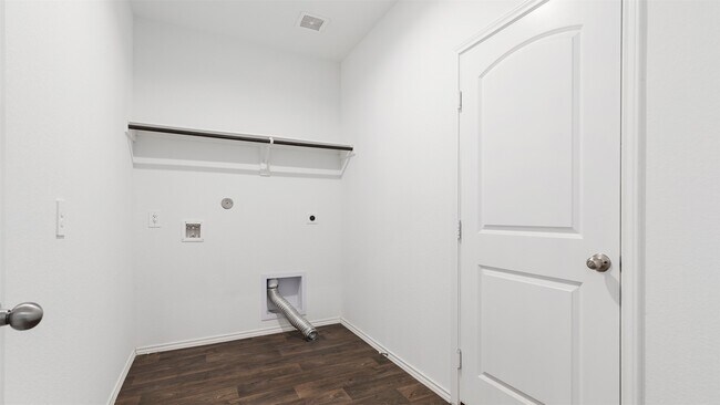 Building Photo - 14040 Thunder Pnes Dr