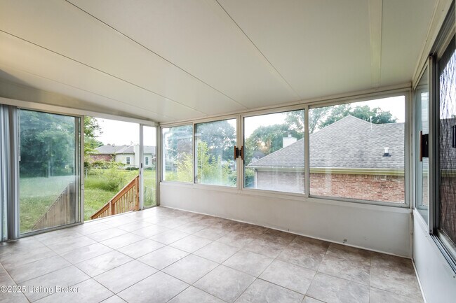 Building Photo - 1200 Goshen Ln