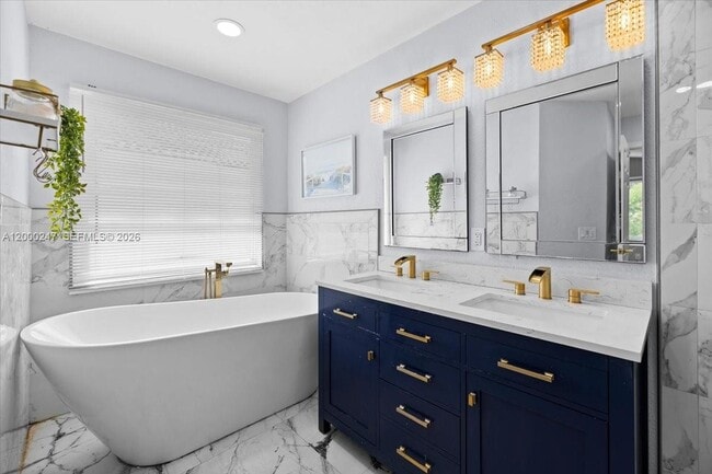 Building Photo - 15385 SW 51st St