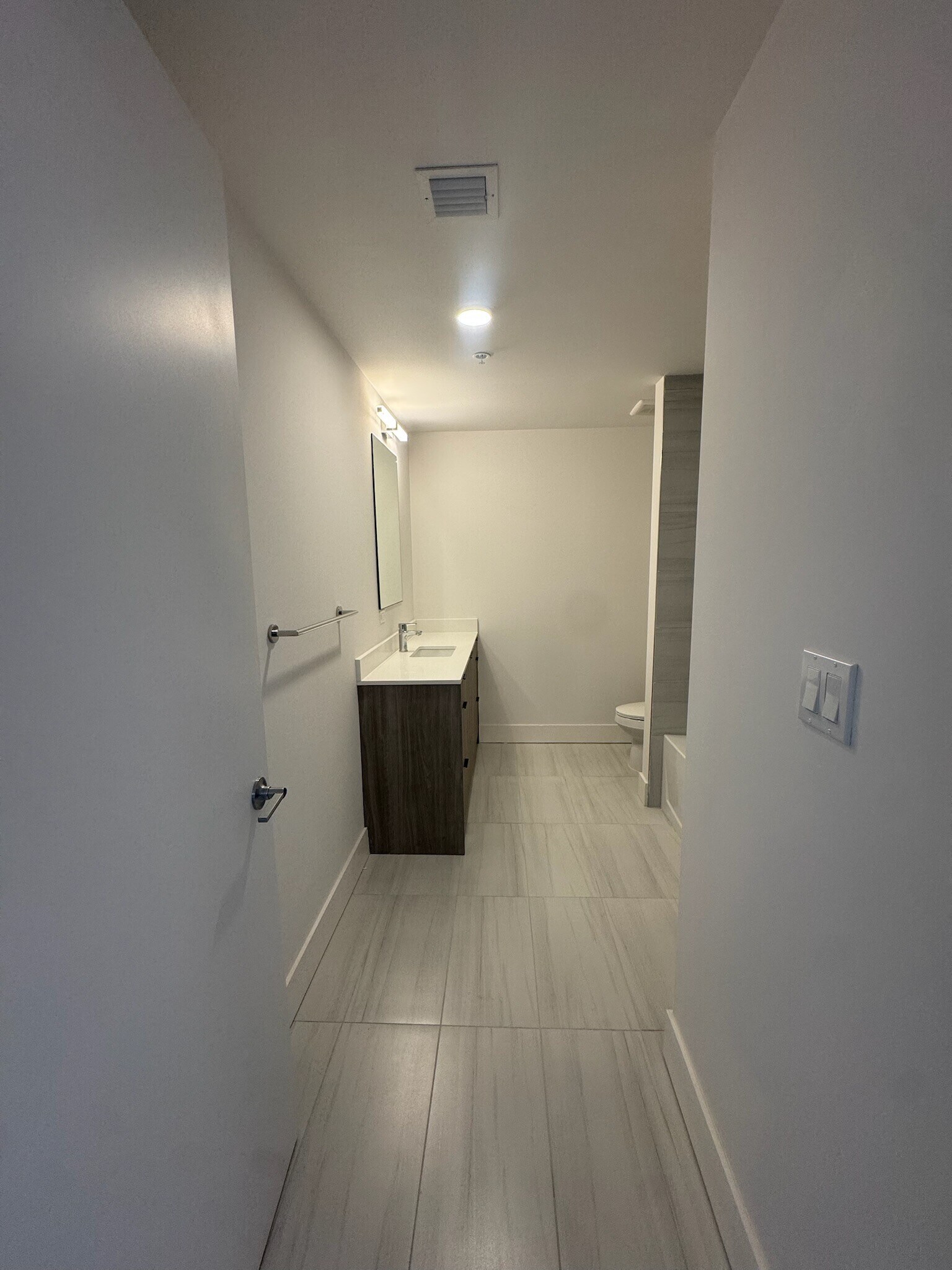 Building Photo - 2459 Fillmore St