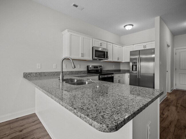 Building Photo - Welcome to Onslow Bay!