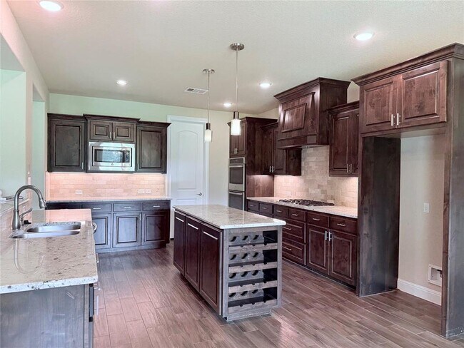 Building Photo - 2621 Greatwood Trl