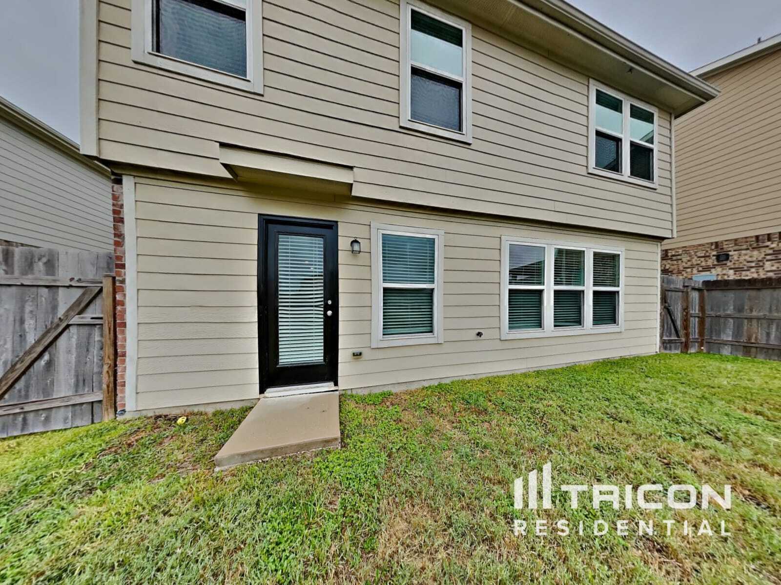 Building Photo - 5342 Castle Discordia St