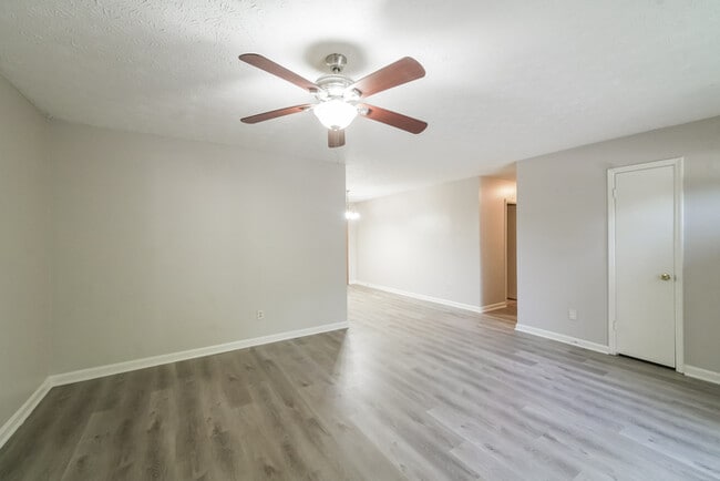 Building Photo - 1631 Pecan Log Pl