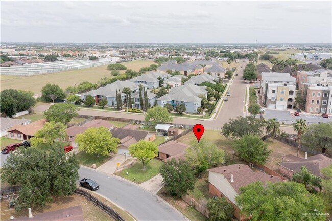 Building Photo - 14 S Cynthia St