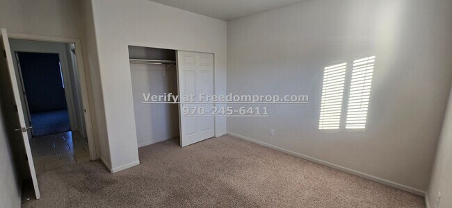Building Photo - Newer 4 Bedroom 2 Bath Fruita