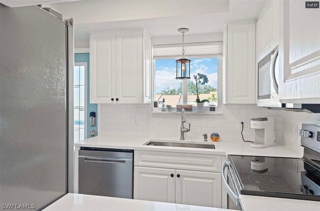 Building Photo - 476 Bristle Cone Ln