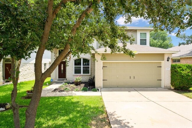 Building Photo - 2704 Greenlee Dr