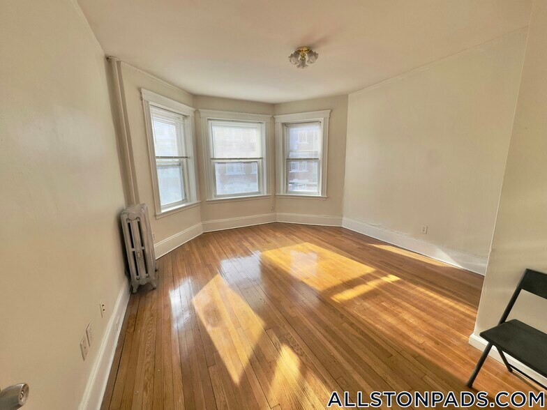 Building Photo - 7 Price Rd