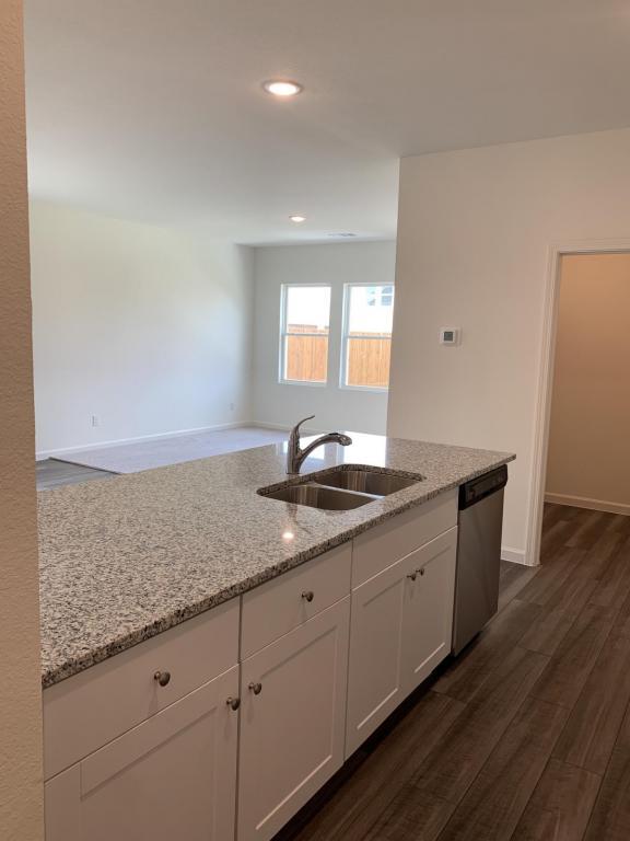 Building Photo - 1640 Hossler Trl