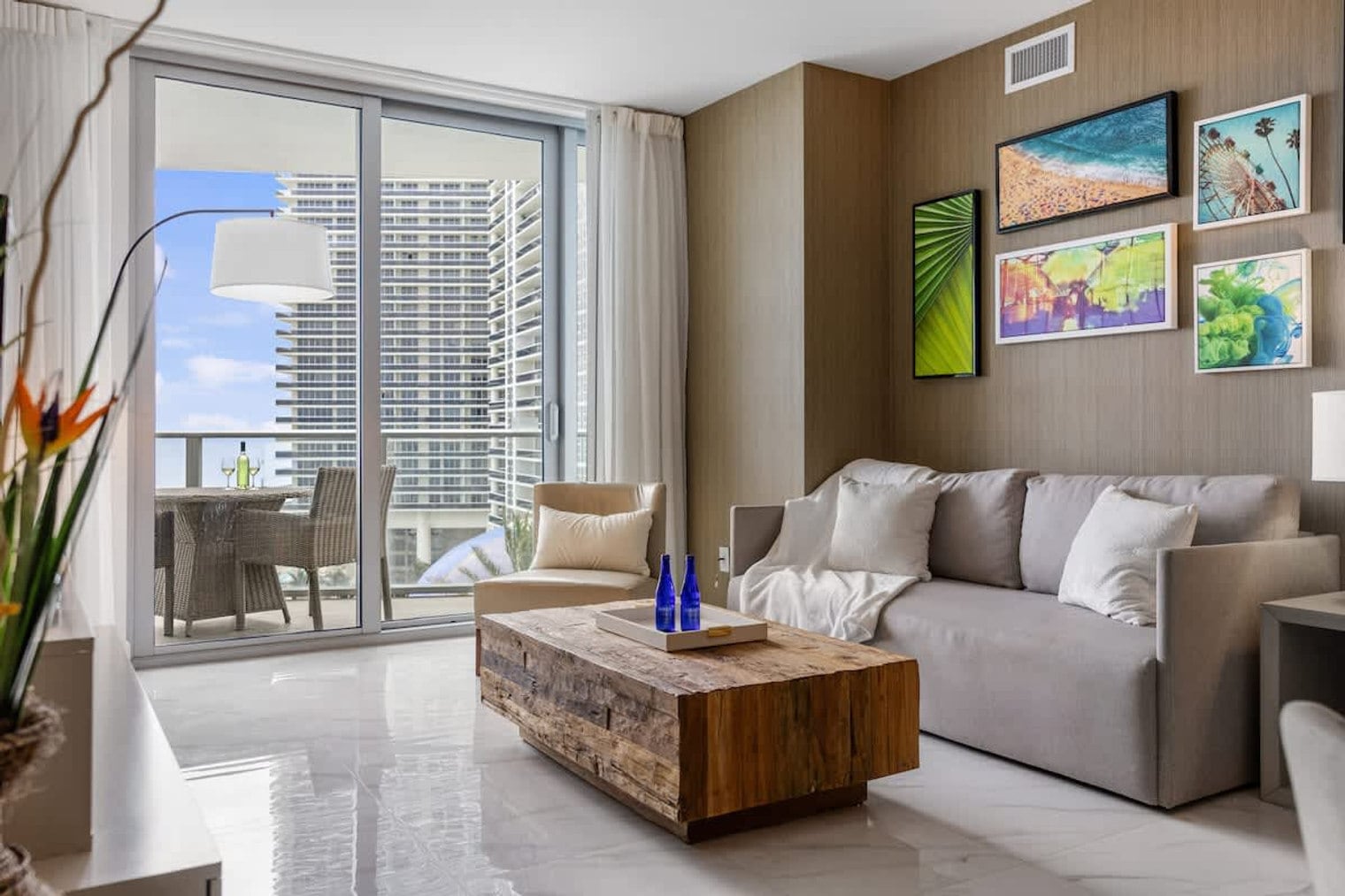 Building Photo - 4011 S Ocean Dr