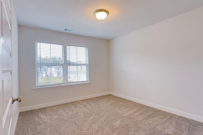 Building Photo - 515 Gov Treutlen Cir