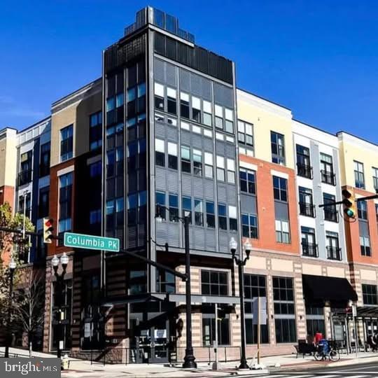 Building Photo - 989 S Buchanan St