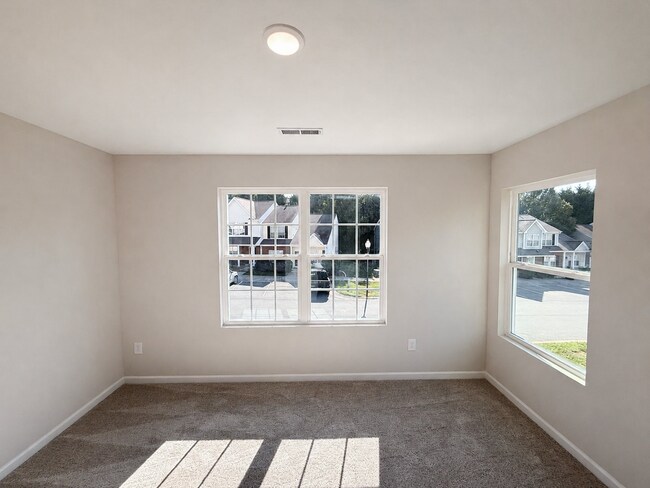 Building Photo - 1112 Brooksridge Way