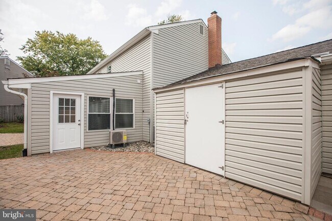 Building Photo - 17212 Brown Rd