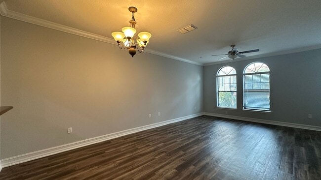 Building Photo - 3720 Messina Dr