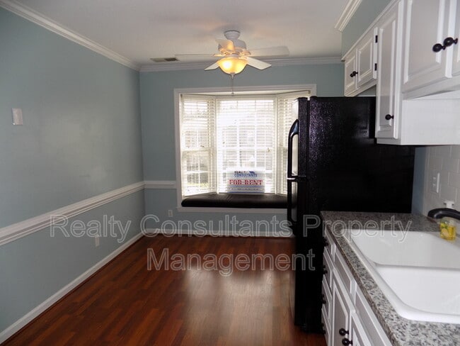 Building Photo - 3769 Greenes Crossing