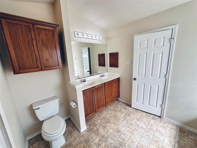 Building Photo - 408 Yucca House Dr