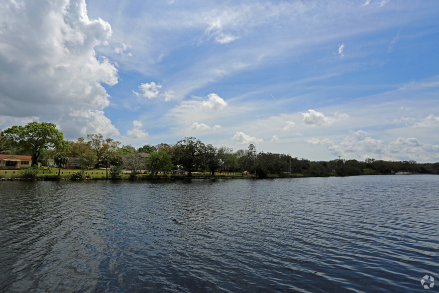 Beautiful River Views - Legacy