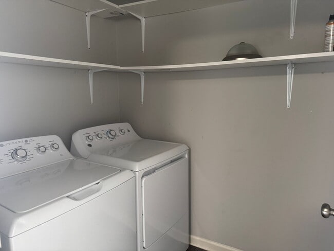 Building Photo - Beautiful Home for Lease in Sunshine, LA.