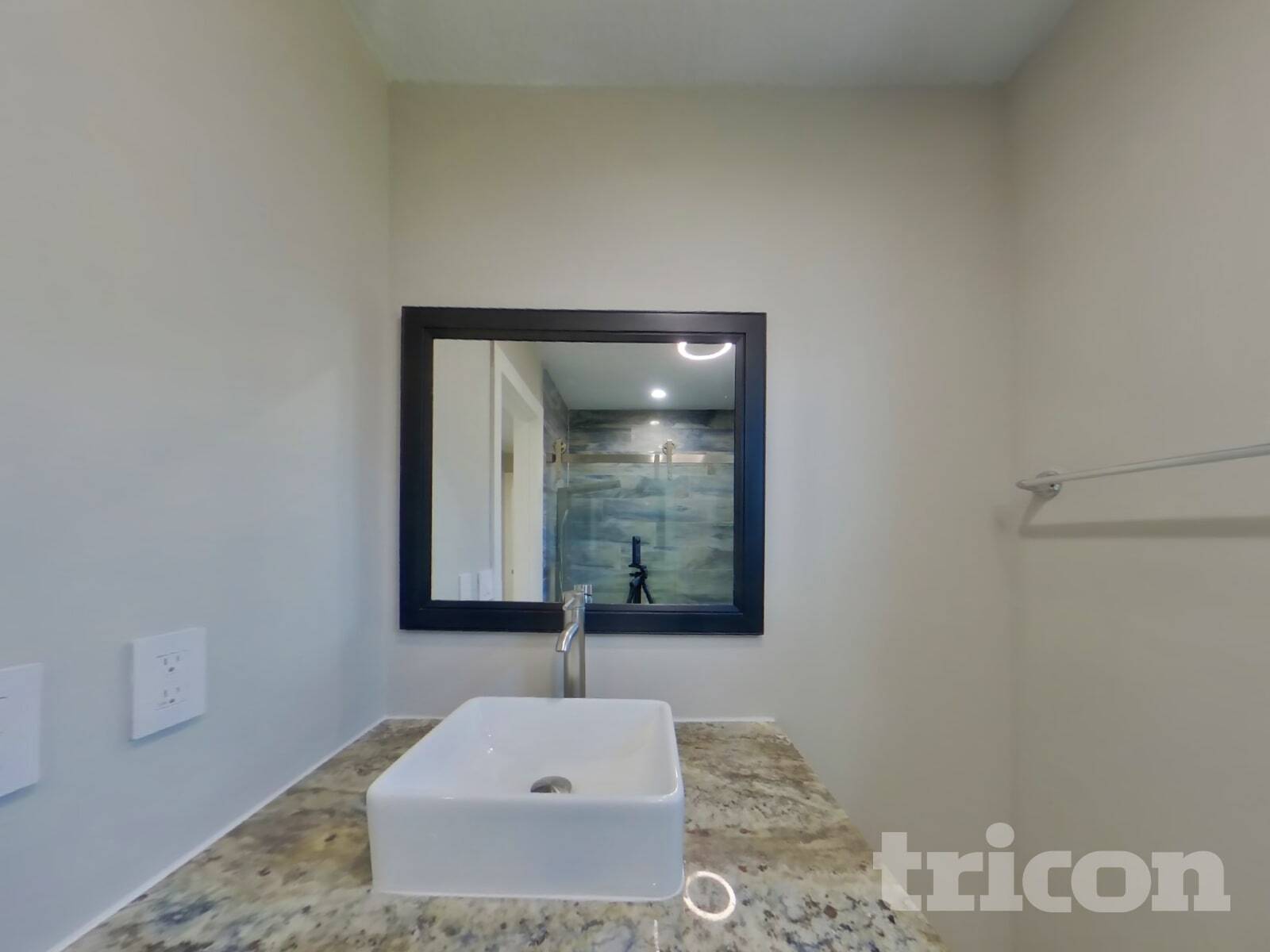 Building Photo - 1040 Grapefruit Rd SE