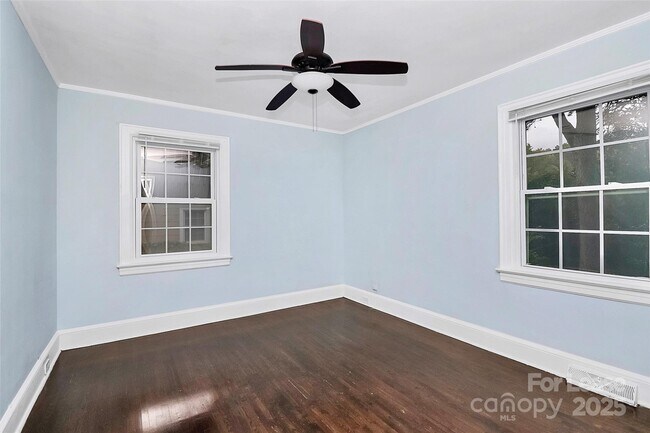 Building Photo - 2504 Morton St