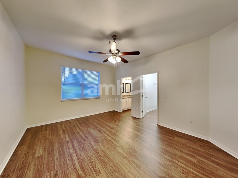Building Photo - 34512 Smart Dr