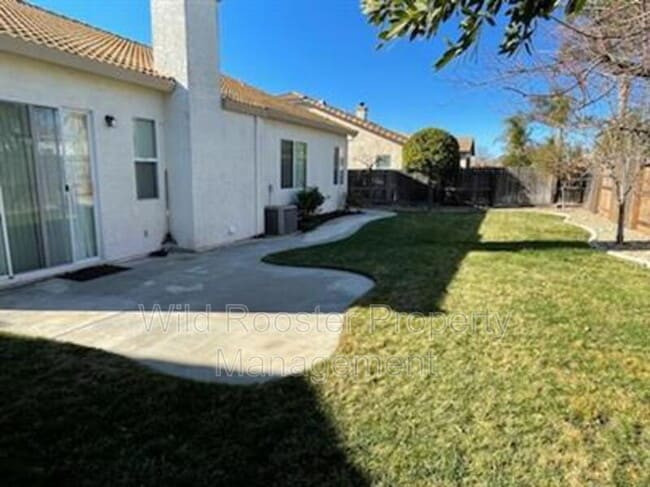 Building Photo - 10165 Sorenstam Dr