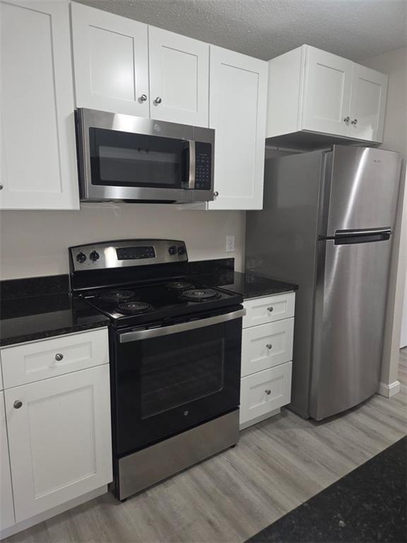 Building Photo - 3 Admiralty Dr