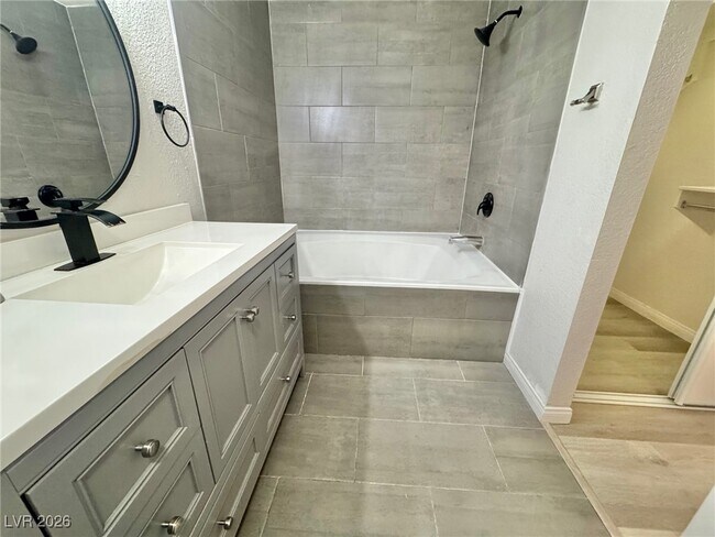 Building Photo - 2200 S Fort Apache Rd