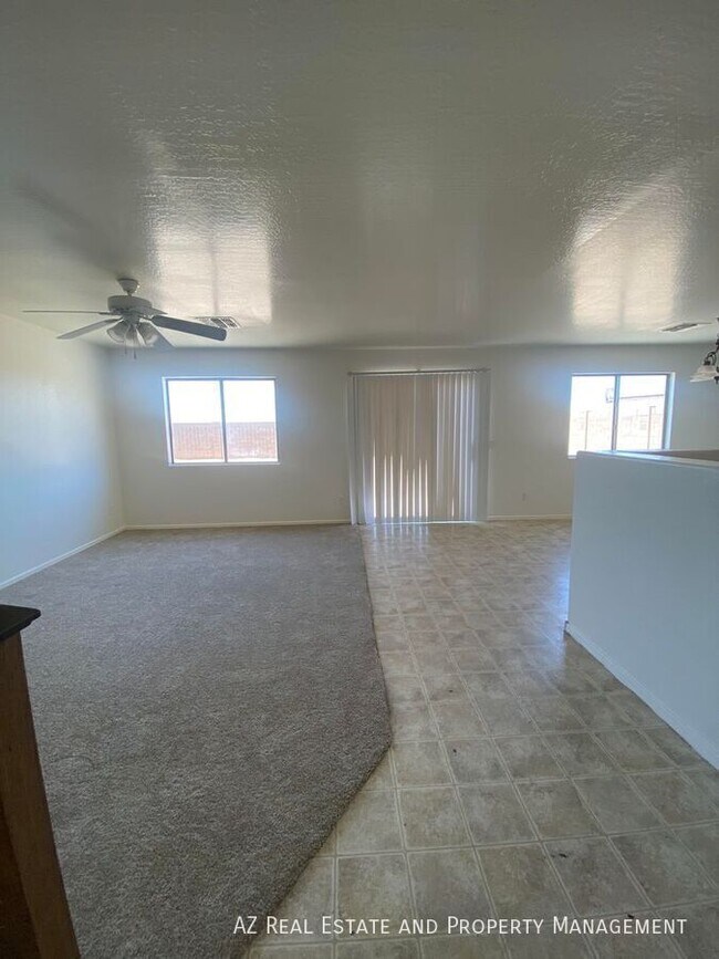 Building Photo - 4850 N 113th Dr