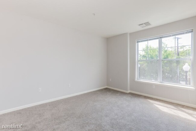 Building Photo - 56 Brownstone Way