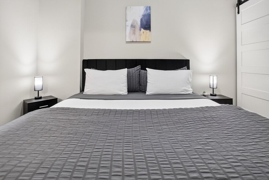 Building Photo - 110 N Boston Ave