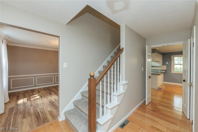 Building Photo - 33403 Cromwell Dr